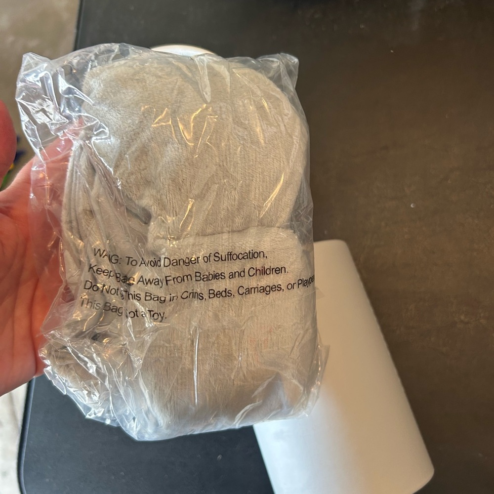 Ettitude Gray Eye Weighted Blanket